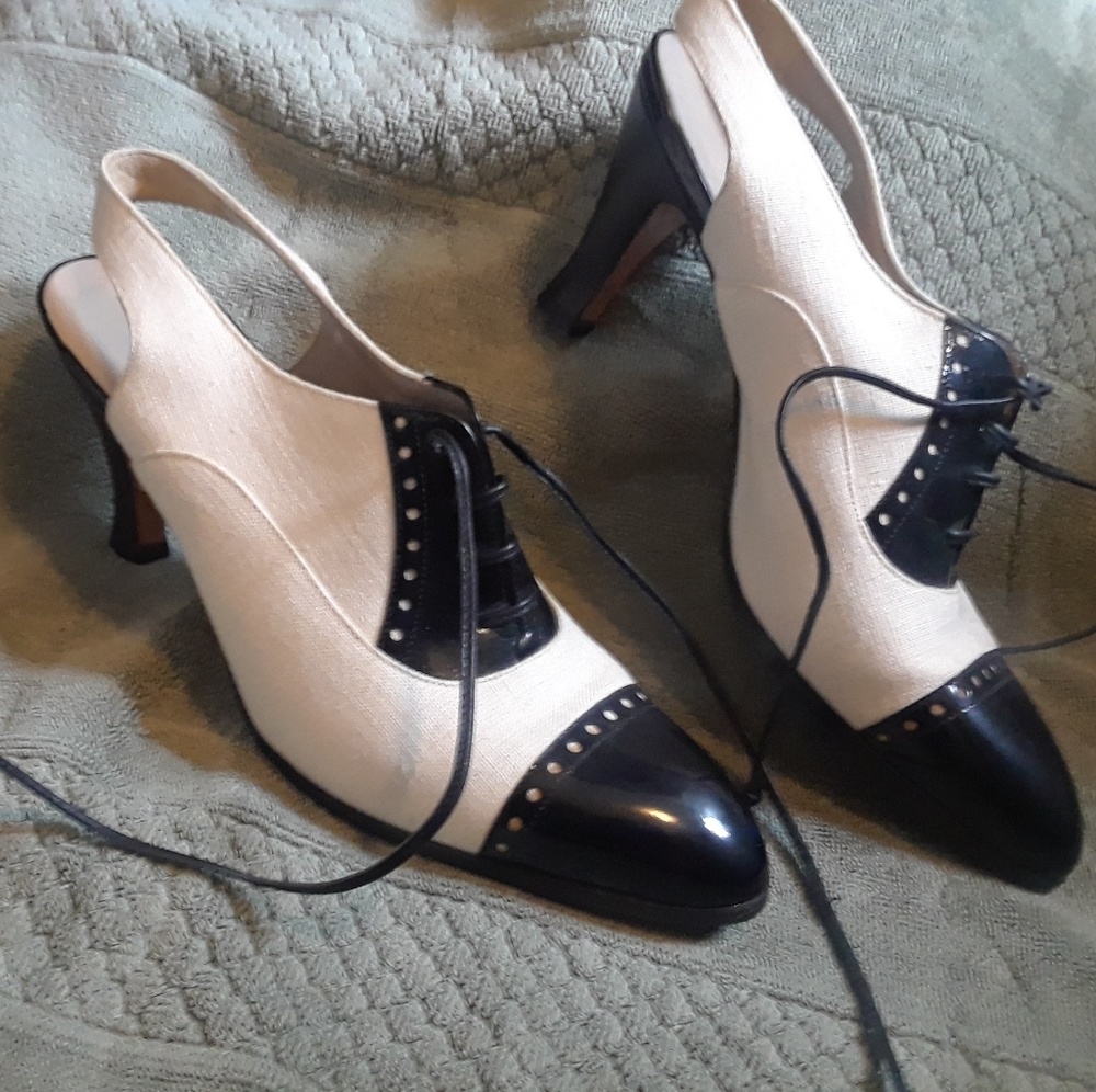 Vintage Salvadore Ferragamo heels